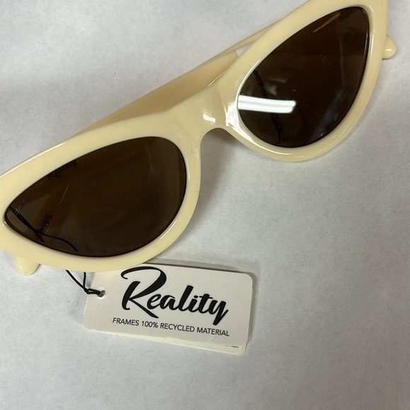Anthropologie x Reality “ kiss kiss” sunglasses with tags main image 4